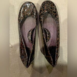 Leopard print flats size 8.5